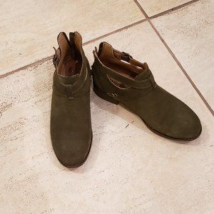 Sketcher's Air Cooler Memory Foam - Olive Suede - Size 7 Ankle Boots